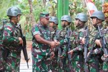 Pangdam XVII/Cenderawasih Kunjungi Satgas Yonif MR 411/PDW Kostrad 