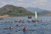Atlet Marinir Lomba Renang Dayung Kelagian Siap Berlaga