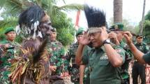 Aster Kasad Kunjungi Satgas Pamtas Yonif MR 411/Pdw Kostrad di Perbatasan RI-PNG