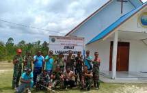 TNI-Polri Solid Berbenah Dalam Menyambut Natal Bersama Masyarakat di Senggo