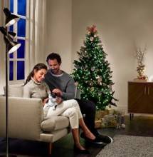 Nikmati Kemeriahan Liburan Tanpa Kekhawatiran dengan Philips Hue 