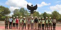 Wadansatgas Yonif 411 Kostrad Dampingi Tim Kemenko Polhukam RI Kunjungi PLBN Sota