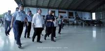 Menteri Riset dan Teknologi/ Kepala Badan Riset dan Inovasi Nasional (BRIN), Bambang P.S Brodjonegoro (Tengah)