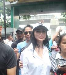 Bebizy Terlihat Unjuk Rasa di KemenkumHAM