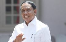 Duh, Menpora Sampaikan Kabar Tak Sedap! Masyarakat Sabar Ya...