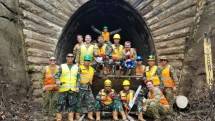 Satgas Garuda TNI Bush Fire Assist TNI Buka Jalur Rel Kereta Zig Zag Railway di Lithgow NSW