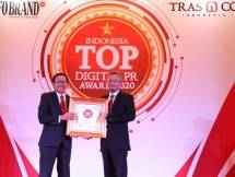 Pemimpin Divisi Kesekretariatan dan Komunikasi Perusahaan BNI Syariah, Bambang Sutrisno (kanan) 