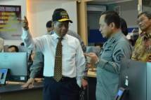 Menko Polhukam Mahfud MD Kunjungi Puskodal Bakamla RI 