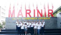 Olahraga Bersama BNI-Prajurit dan PNS Korps Marinir
