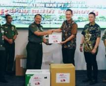 J&T serahkan bantuan ke RSPAD