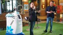 Talkshow tentang Body Counturing yang memperkenalkan metode baru dengan mesin Coolscupting untuk membuang lemak tubuh disampaikan oleh dr. Ronald Yulianto. Dipl. AAm . 
