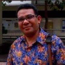 Dr. Thomas Tokan Pureklolon, M.Ph., MM., M.Si 