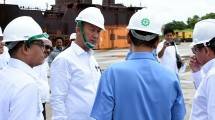 Menteri Perindustrian Agus Gumiwang Kartasasmita 