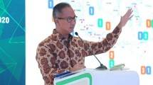Menteri Perindustrian Agus Gumiwang Kartasasmita