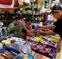 OVO Bagikan 10.000 Pembersih Tangan kepada Merchant