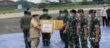 Panglima TNI Dampingi Menhan RI Terima Alat Kesehatan dari RRT 