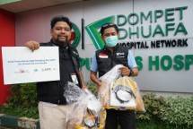 Dompet Dhuafa-Ammana Peduli Tenaga Medis Cekal VirusCorona Berikan Ratusan Alat Pelindung Diri
