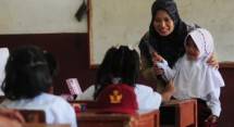 Ilustrasi guru madrasah non-PNS