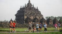 Di Mandiri Jogja Marathon, 6.500 Pelari Kelilingi Candi Prambanan