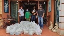 Komunitas Abu Dhabi-Gemas Bagi-Bagi Sembako dan Masker 