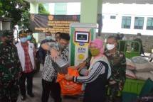 Mentan Tinjau ATM Pertanian Si Komandan di Depok dan Cibinong