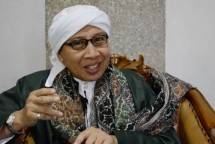 Buya Yahya, ulama besar dari Cirebon, Jawa Barat. (Foto: Republika)