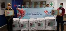UOB Indonesia Donasikan 100.000 APD untuk Masyarakat Terdampak Covid-19