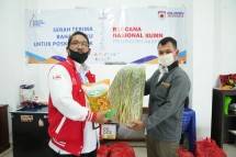 Hutama Karya bersama Sinergi BUMN dan Satgas DPR-RI Siapkan Ribuan Nasi Bungkus