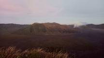 Panorama Gunung Bromo yang bisa dilihat dari Puncak-B29 (Chodijah Febriyani/INDUSTRY.co.id)