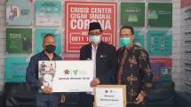 PWI-Dompet Duafa berbagi kepada wartawan