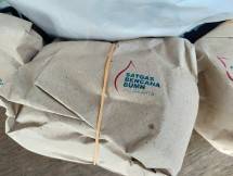 PT JIEP selaku koordinator Satgas Bencana Nasional BUMN Provinsi mengkoordinir perusahaan-perusahaan BUMN untuk menyediakan bahan baku masakan yang di buka oleh satgas DPR RI.