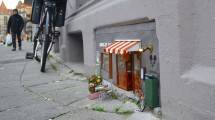 Tempat Hiburan Miniatur Untuk Tikus (Anonymouse)