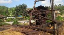 Sumur Minyak Tradisional (bj)