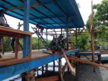 Satgas 754 Kostrad Papua Bangun Dermaga Serba Guna 