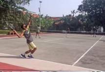 Prajurit Marinir Gurita Cakti Laksanaan Olah Raga Tenis Lapangan