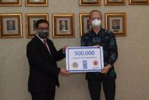 500 Ribu Masker Donasi UNDP bantu Indonesia Atasi Covid-19