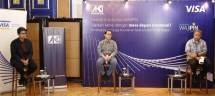 Kiri - Kanan: Jonathan End (Lifestyle Influencer), Riko Abdurrahman (Presiden Direktur PT Visa Worldwide Indonesia), Steve Marta (Direktur Eksekutif AKKI)