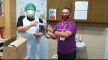 Teman Bumil donasikan 1.000 face shield