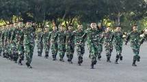 TiPrajurit Brigif 2 Marinir Laksanakan Latihan Baris Berbaris