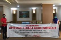 Coca-Cola Indonesia dan Coca-Cola Amatil Indonesia Salurkan Bantuan Produk Minuman ke RS Rujukan Covid-19 di Indonesia