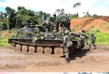 Prajurit Lapis Baja Menkav 3 Marinir Latihan Mengemudi Tank