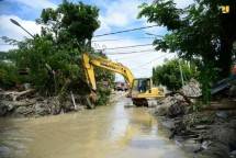 12 Excavator dan 29 Dump Truk Diterjunkan Pascabencana Banjir Bandang di Luwu Utara