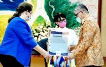 Penyerahan Secara Simbolis Bantuan 100 Unit Ventilator dari Pemerintah Amerika Serikat (AS) Kepada Pemerintah RI Bagi Penanganan COVID-19 di Indonesia