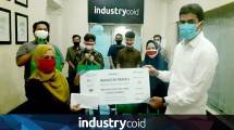 Bantu Pemerintah Hadapi Pandemi, Industry.co.id Berikan Bantuan Langsung Tunai dan Paket Sembako Kepada Warga dan Anak Yatim Terdampak Covid-19 