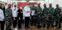 Keluarga Besar Denjaka TNI AL Terima Bantuan Ratusan Alat Rapid Test