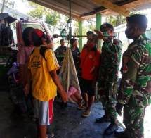 Satgas Yonif 413 Bremoro Dukung Program Perbaikan Gizi Anak Perbatasan 