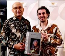 Peluncuran Buku Foto Berjudul Beyond Java Besutan Marius Moragues 