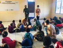 Sinergi Satgas Yonif 125-Mahasiswa Terkait Sektor Pendidikan Anak-Anak Perbatasan 