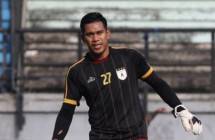 Dede Sulaiman Kiper Senior Persipura Alami Cidera
