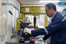 PT SUCOFINDO (Persero) melaksanakan kegiatan web seminar (webinar) guna mendukung peningkatan daya saing industri melalui kalibrasi peralatan operasi secara berkala. 
